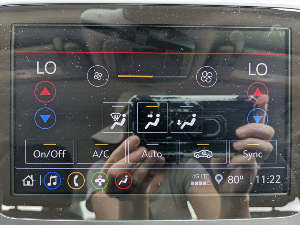 Used 2025 Chevrolet Malibu LT image 28