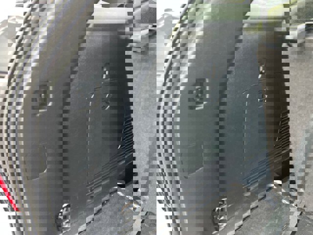 Certified 2022 Ford Explorer XLT w/ Equipment Group 202A image 32