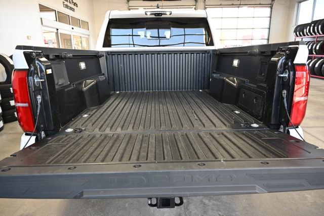 Used 2024 Toyota Tacoma TRD Off-Road w/ TRD Off Road Premium Package AWD/4WD image 8