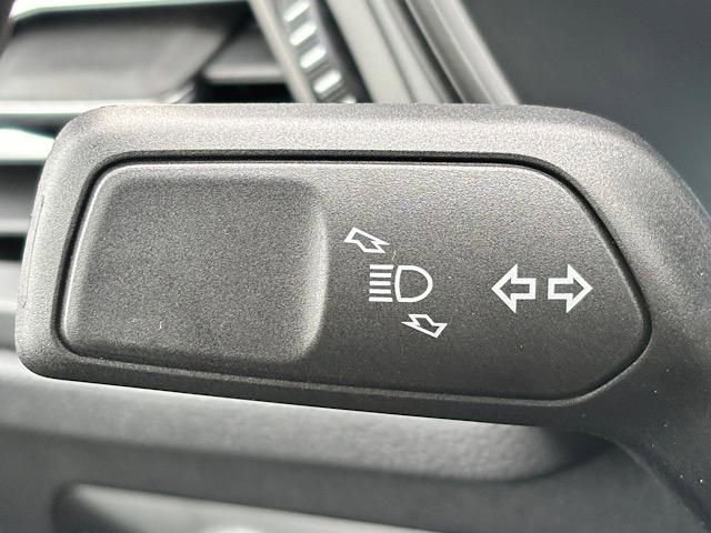 New 2025 Ford Escape ST-Line Select w/ Tech Pack #2 image 38