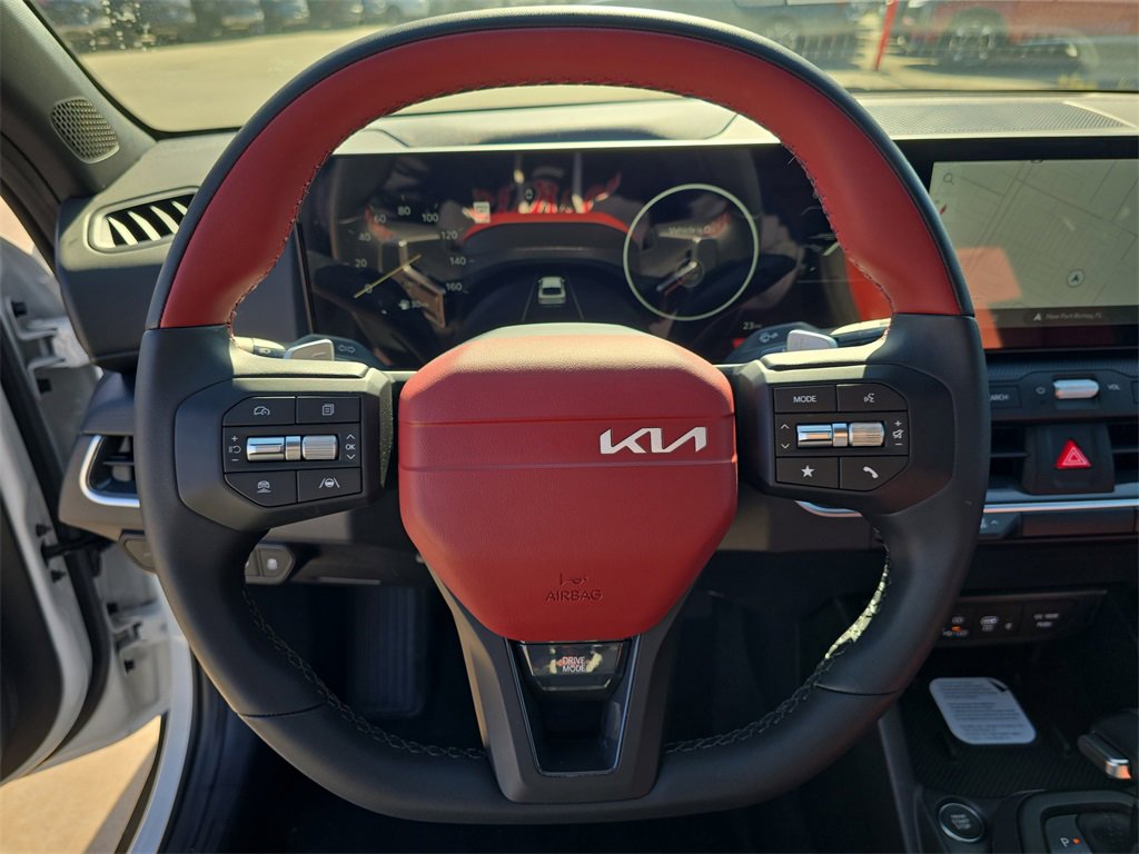 New 2025 Kia K4 GT-Line image 32