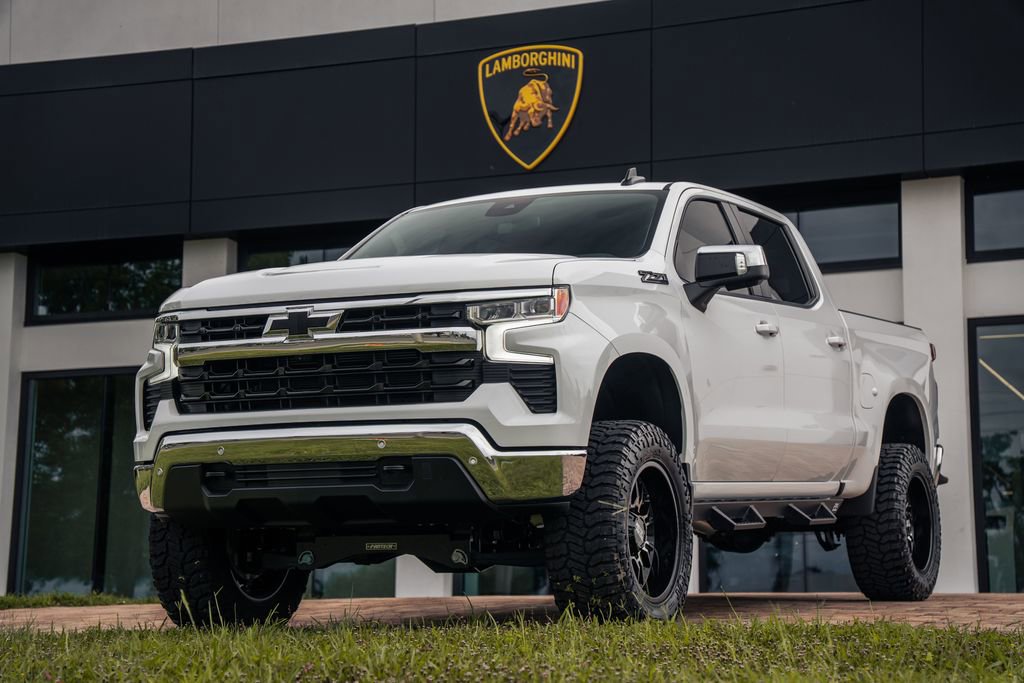 Used 2025 Chevrolet Silverado 1500 LT