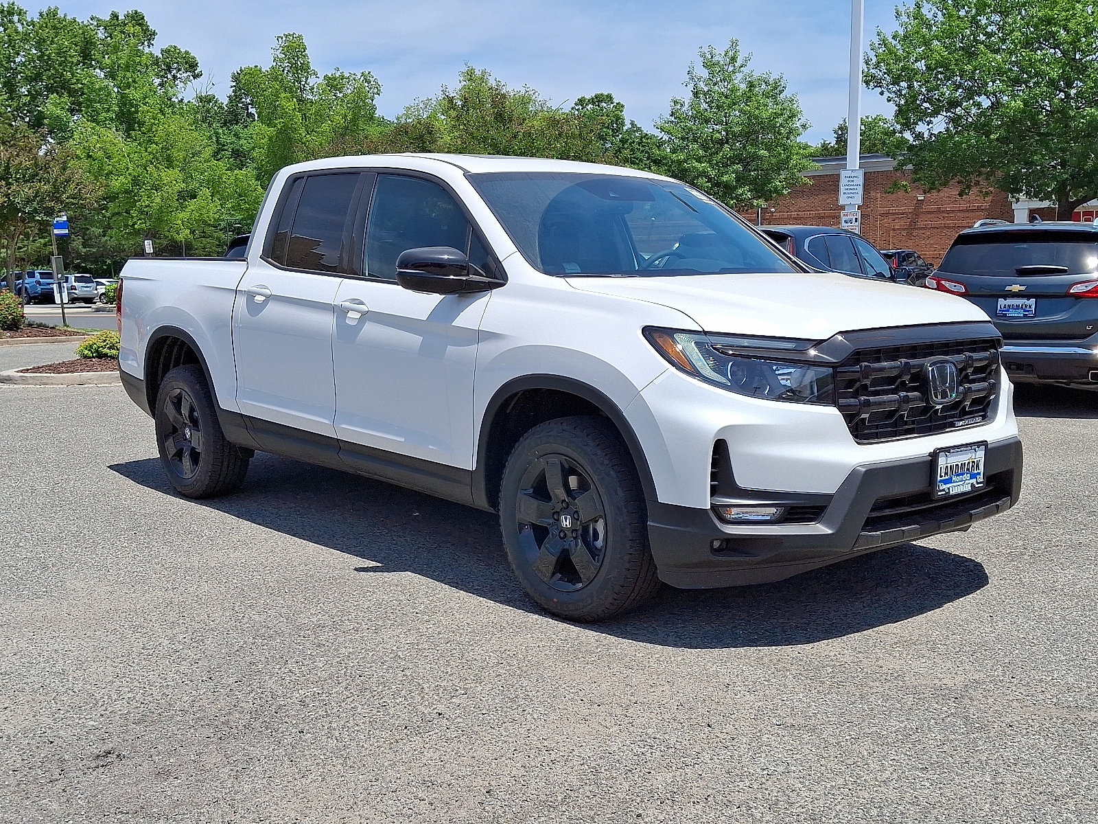 New 2026 Honda Ridgeline Black Edition image 2