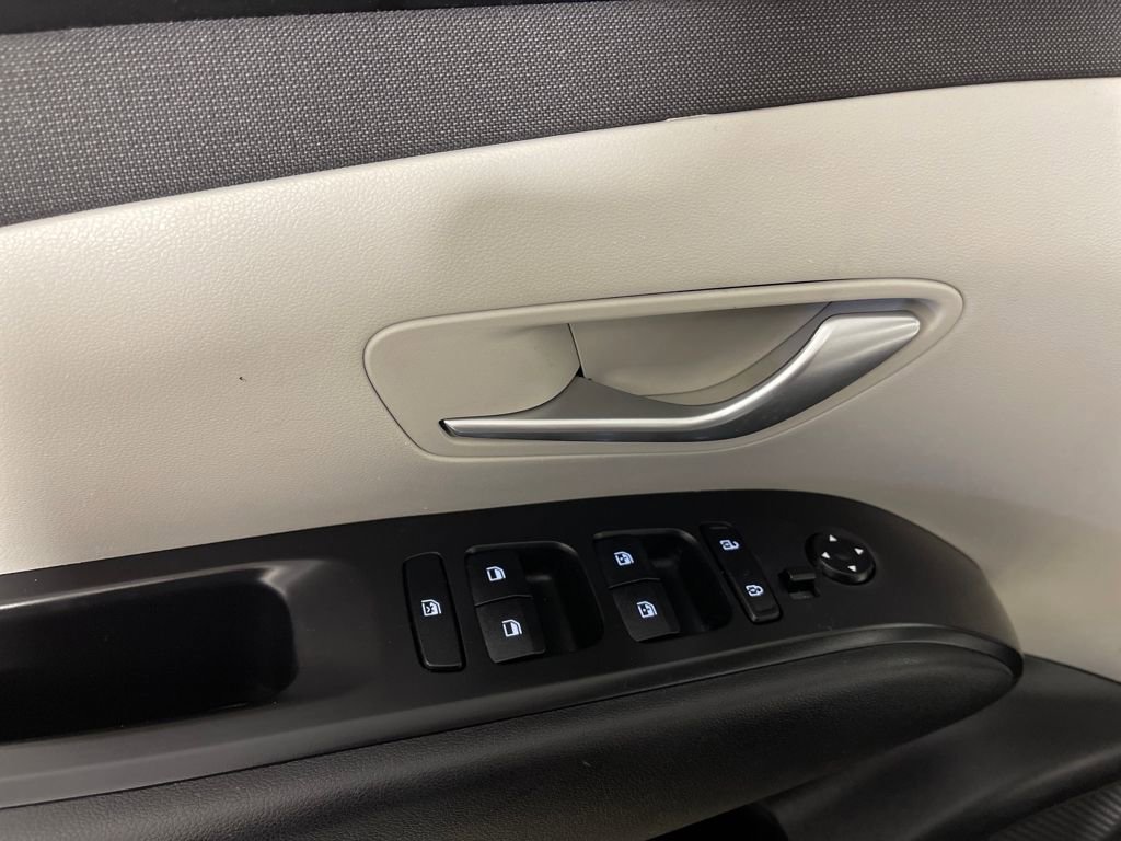 Certified 2023 Hyundai Tucson SEL w/ Convenience Package image 18