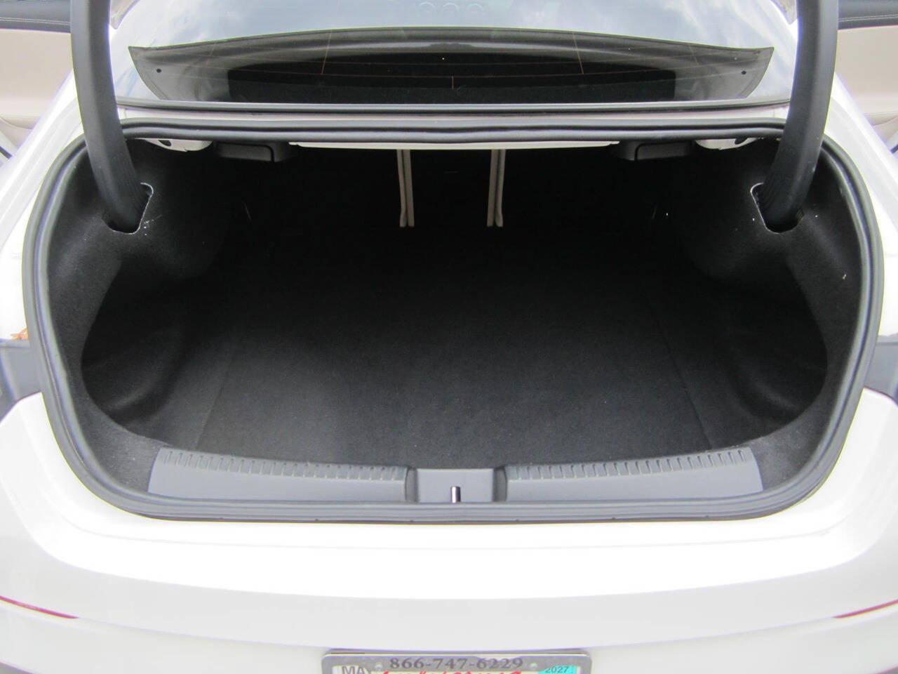 Used 2020 Mercedes-Benz CLA 250 image 12