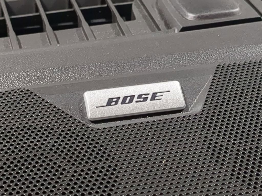 Used 2023 GMC Canyon Denali image 36