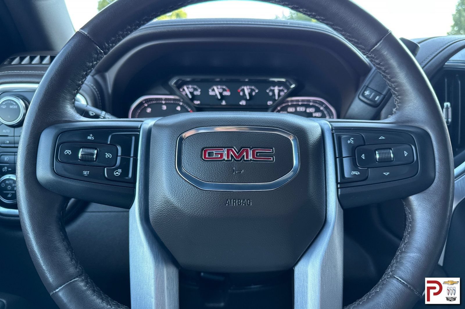 Certified 2022 GMC Sierra 2500 SLT w/ SLT Premium Package AWD/4WD image 26