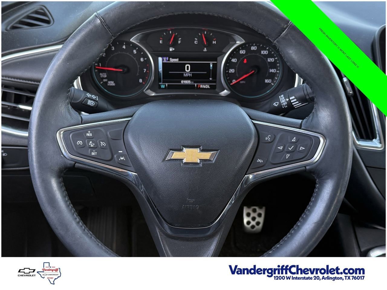 Used 2017 Chevrolet Malibu LT w/ Leather Package FWD image 11