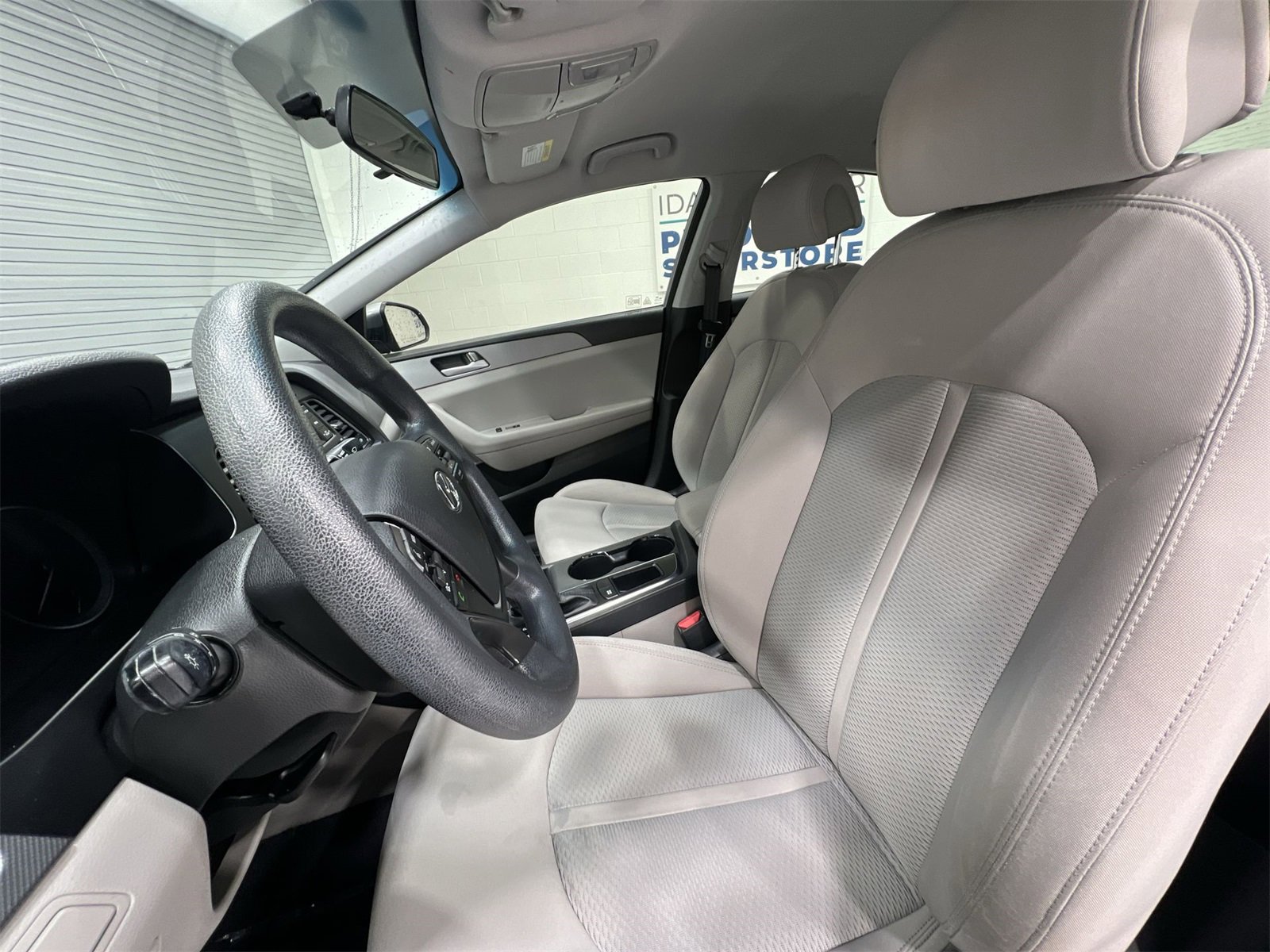 Used 2015 Hyundai Sonata SE image 11