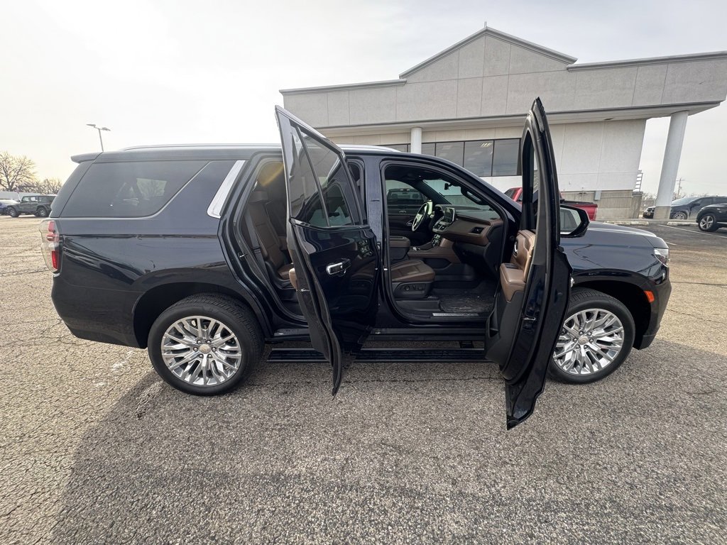Used 2024 Chevrolet Tahoe High Country image 8