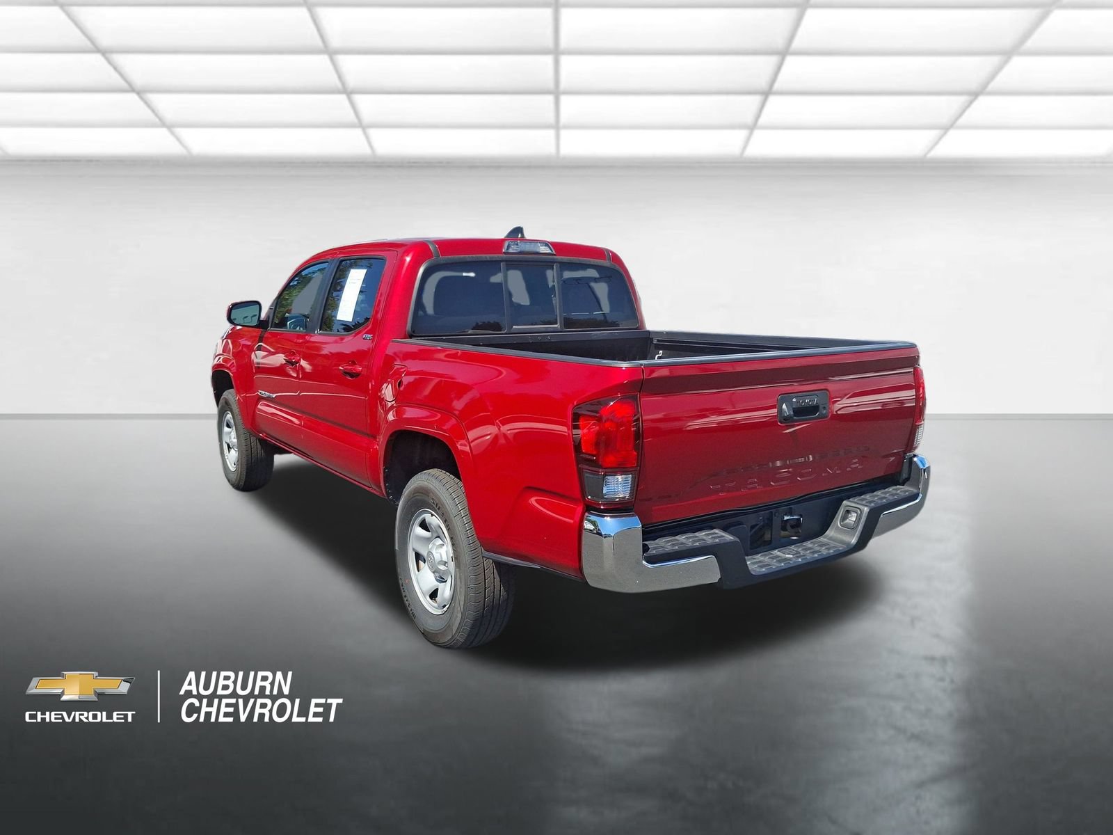 Used 2023 Toyota Tacoma SR5 RWD image 5