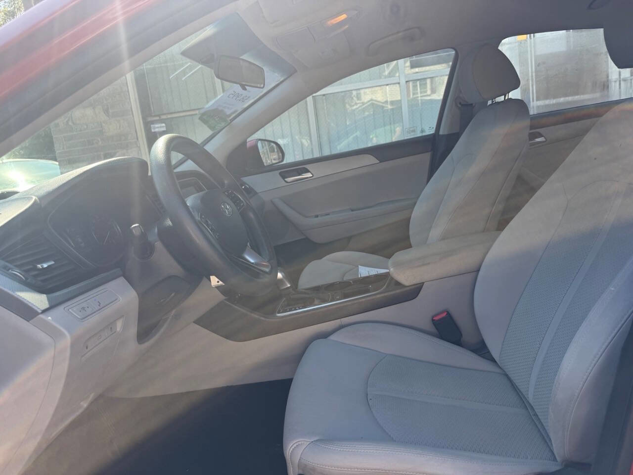 Used 2018 Hyundai Sonata SE image 11