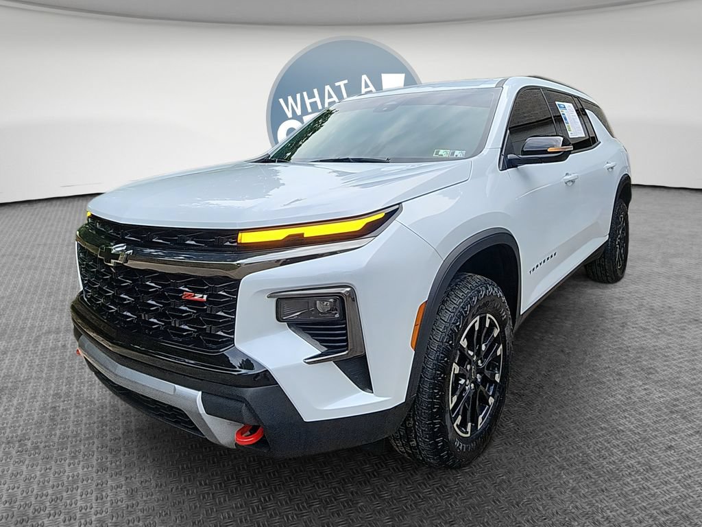 Certified 2026 Chevrolet Traverse Z71 w/ LPO, Floor Liner Package AWD/4WD image 9