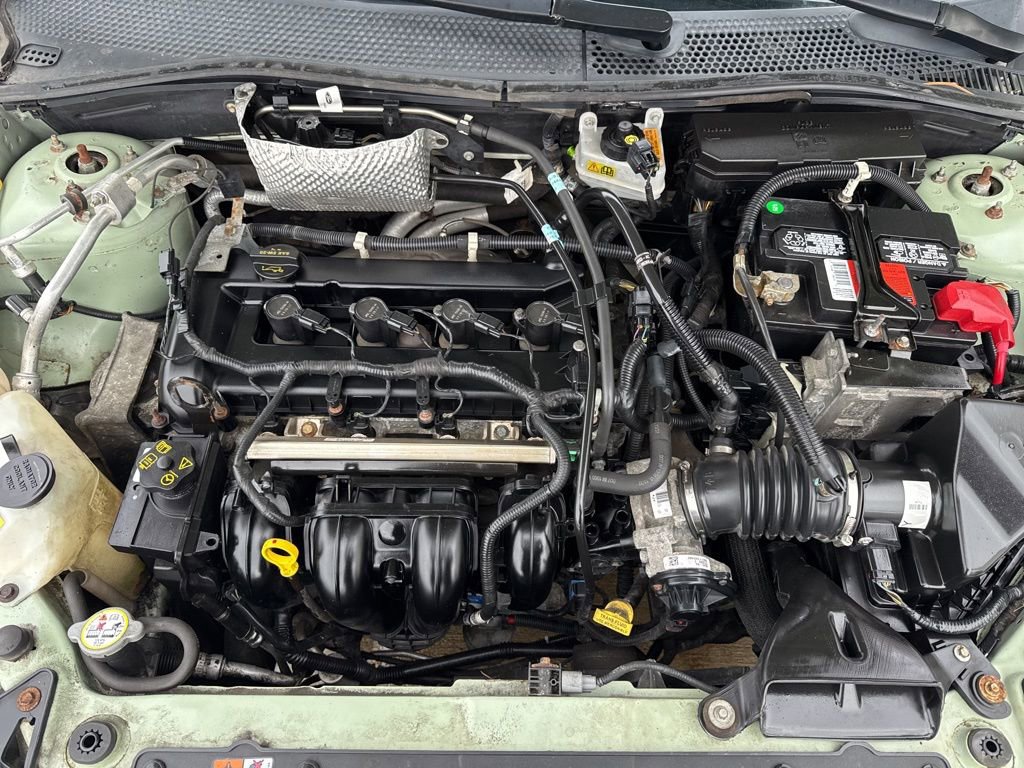 Used 2010 Ford Focus SE image 27