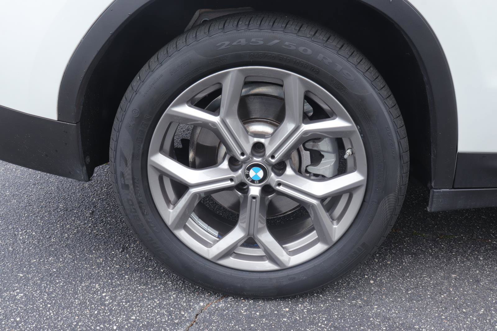 Used 2024 BMW X3 sDrive30i w/ Premium Package RWD image 45