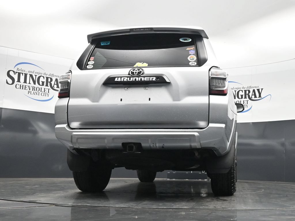 Used 2018 Toyota 4Runner TRD Off-Road Premium AWD/4WD image 31