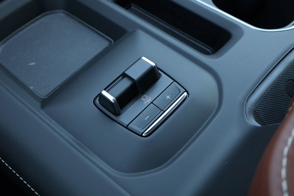 New 2026 GMC Sierra 2500 Denali Ultimate AWD/4WD image 17