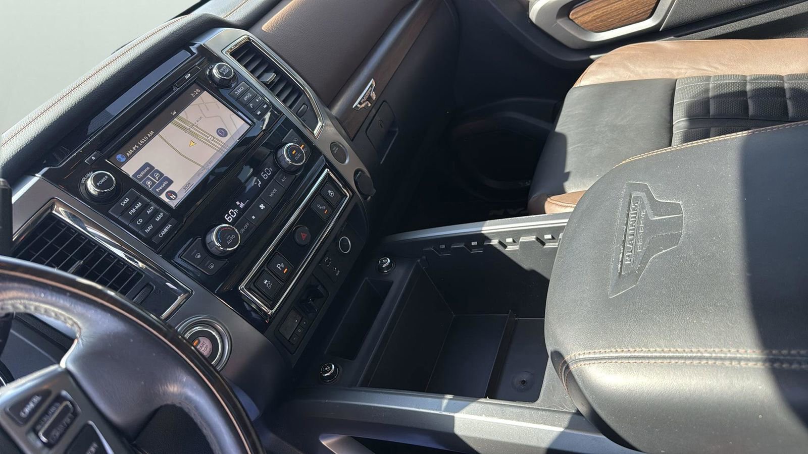 Used 2017 Nissan Titan Platinum Reserve image 18