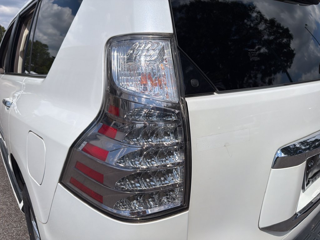 Used 2018 Lexus GX 460 Premium w/ Premium Package AWD/4WD image 27
