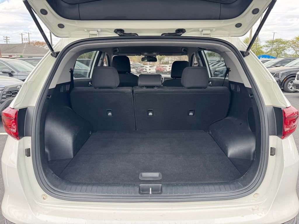 Used 2021 Kia Sportage LX image 10