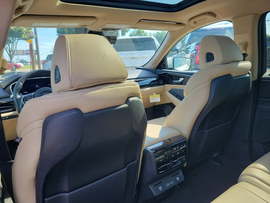 Used 2023 Acura MDX SH-AWD w/ Advance Package image 15
