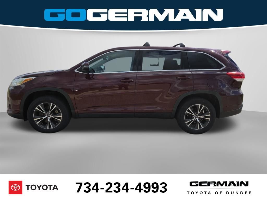 Used 2019 Toyota Highlander LE image 11