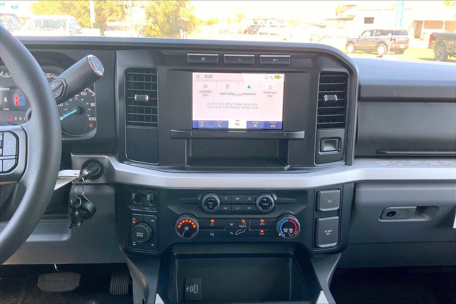 Certified 2024 Ford F250 XLT image 6