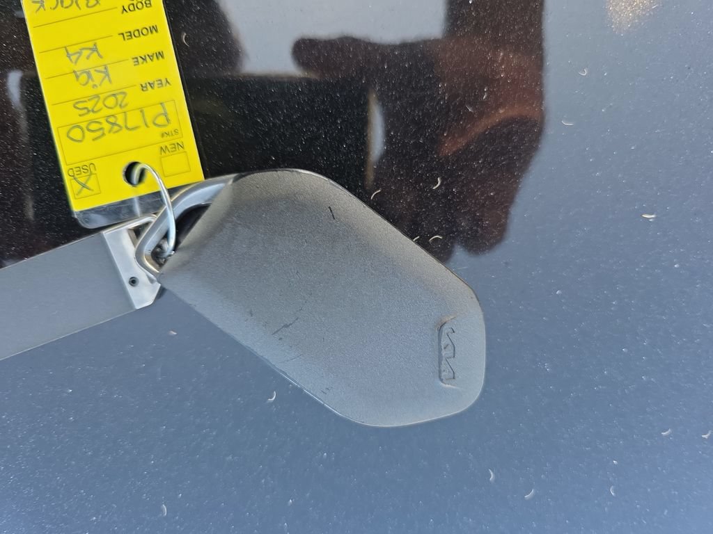 Used 2025 Kia K4 FWD image 26