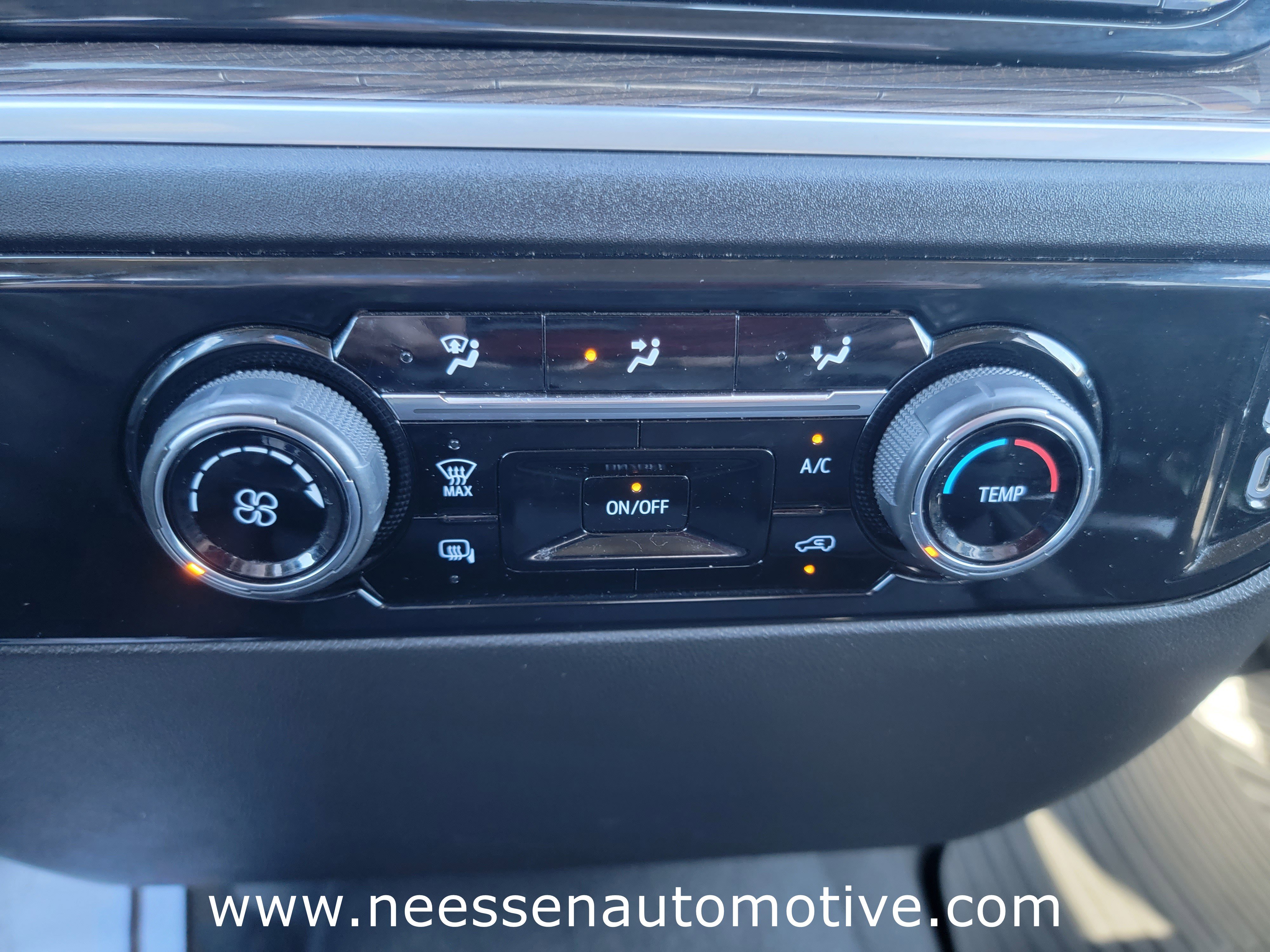 Used 2024 Chevrolet Silverado 2500 LT image 23