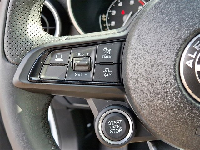 Used 2022 Alfa Romeo Stelvio Ti image 21