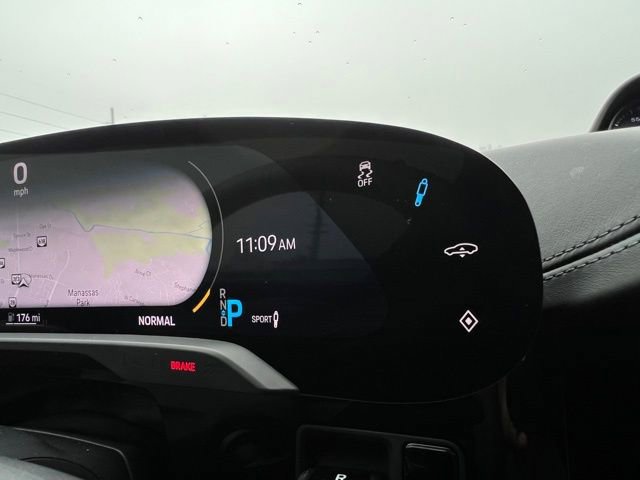 Used 2020 Porsche Taycan 4S image 34