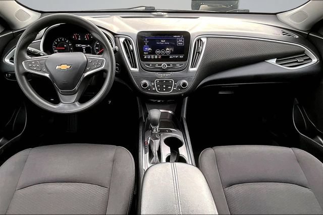Used 2024 Chevrolet Malibu LT FWD image 7