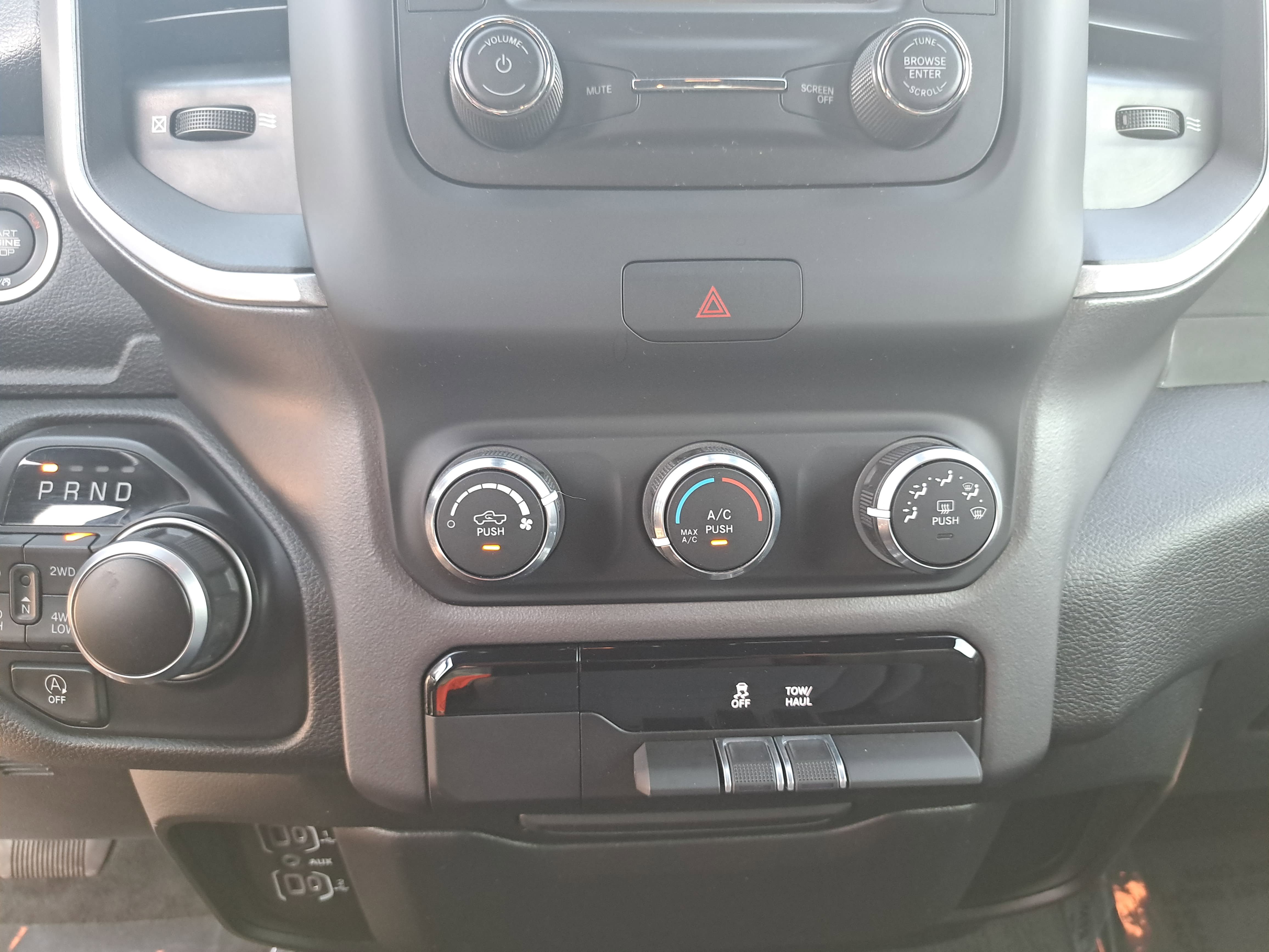 Used 2022 RAM 1500 Big Horn AWD/4WD image 20