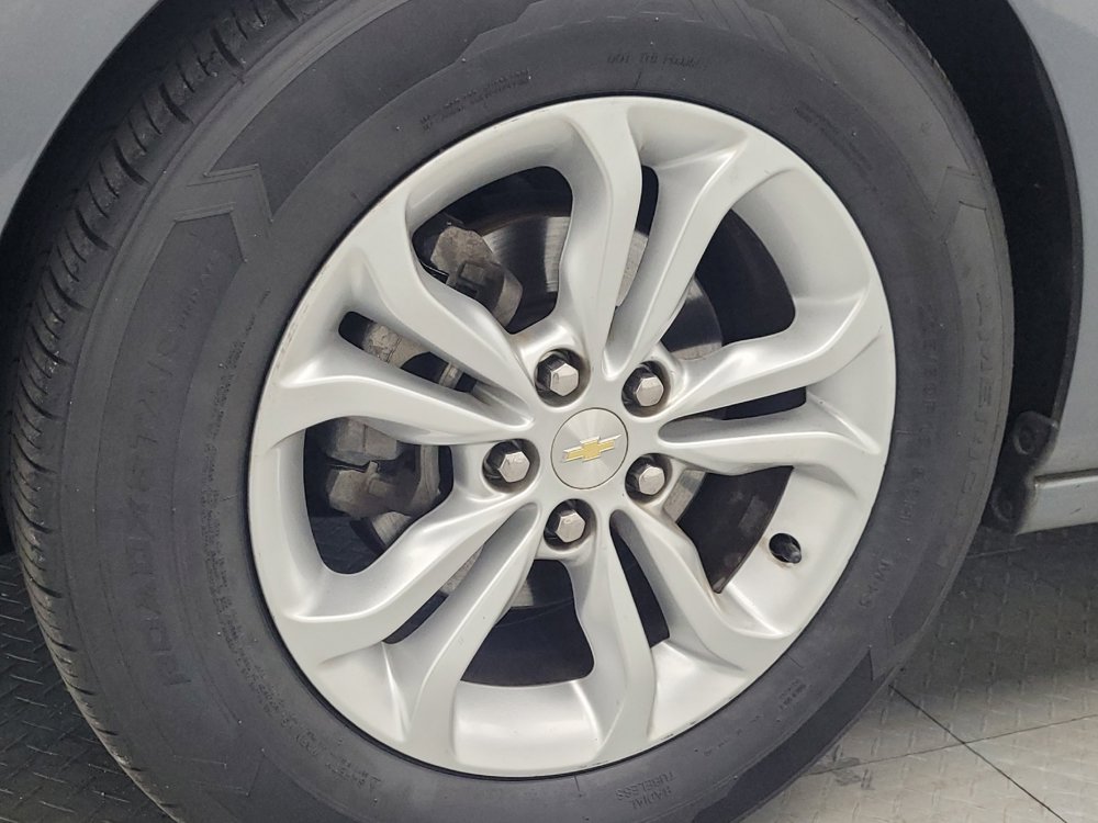 Used 2019 Chevrolet Cruze LT w/ Convenience Package image 31