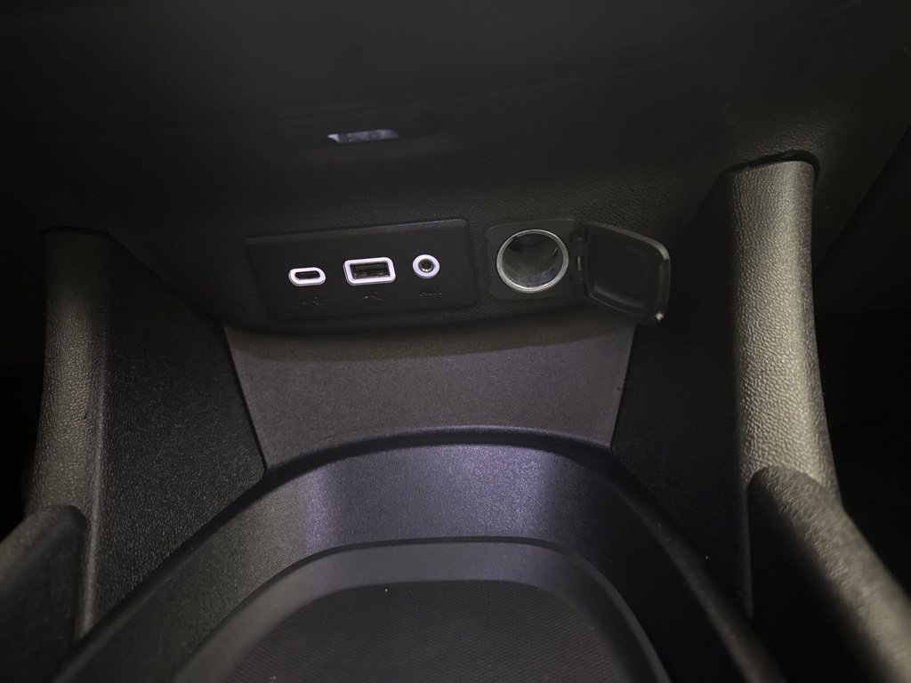 Used 2024 Chevrolet Malibu LS image 23