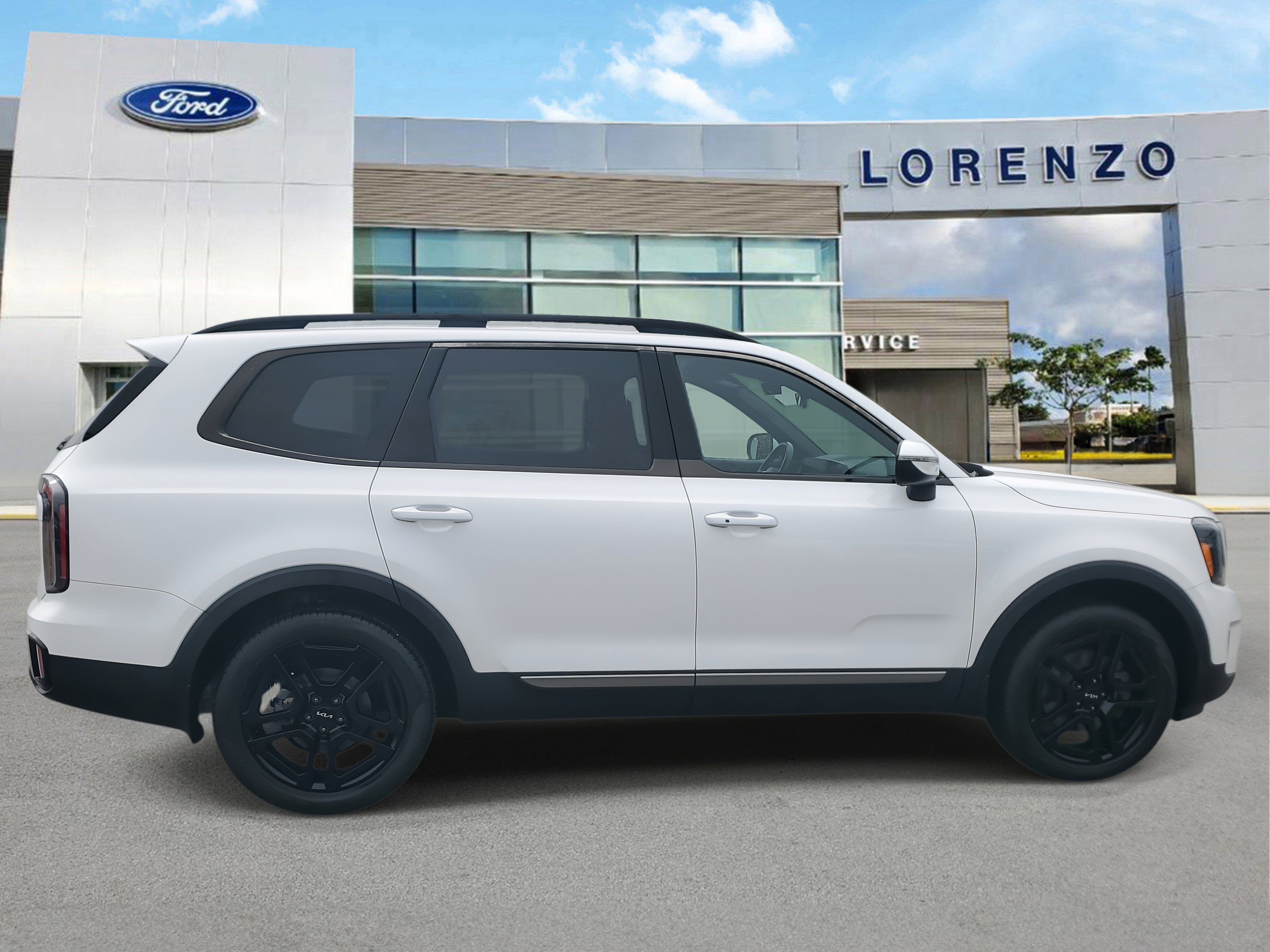Used 2023 Kia Telluride EX X-Line image 4