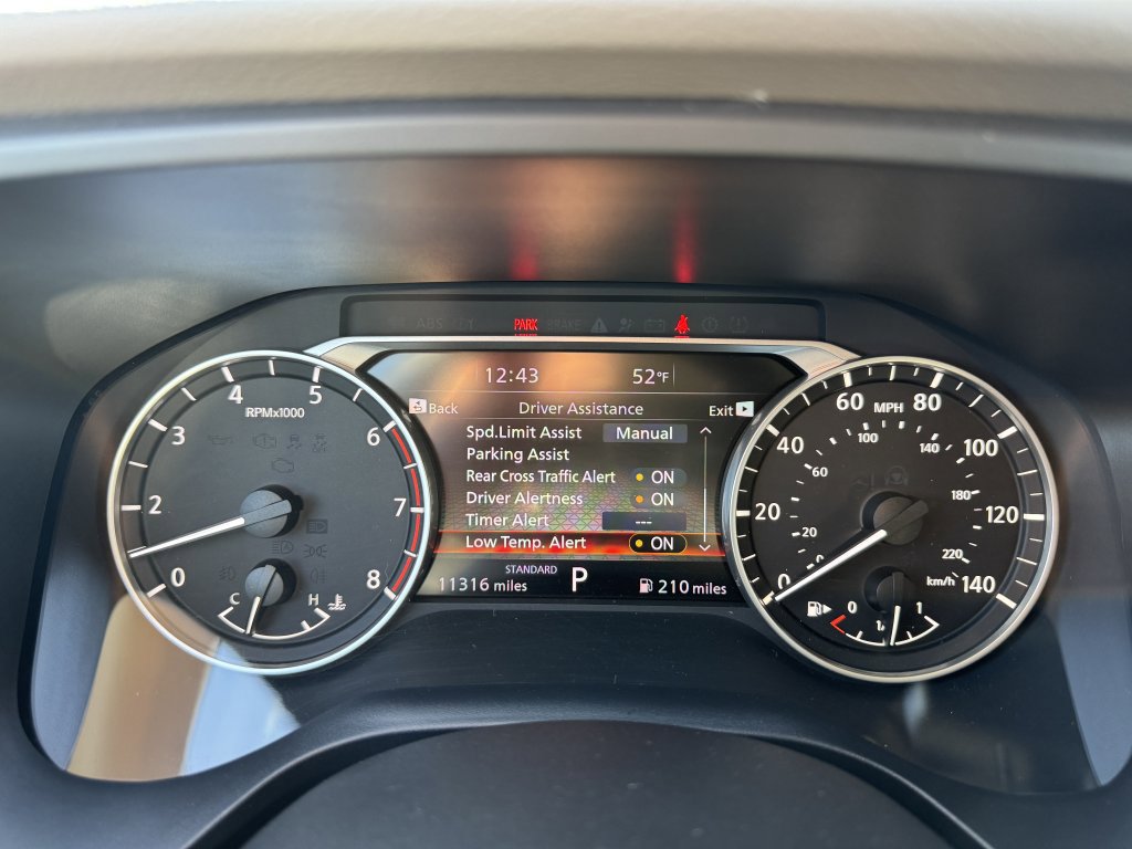 Used 2023 Nissan Rogue SL w/ SL Premium Package FWD image 21