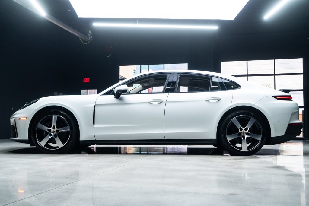 Used 2025 Porsche Panamera w/ Premium Package RWD image 19