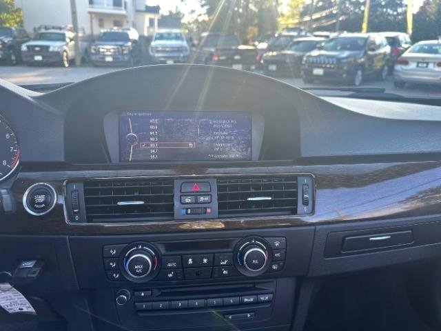 Used 2013 BMW 328i Convertible RWD image 22