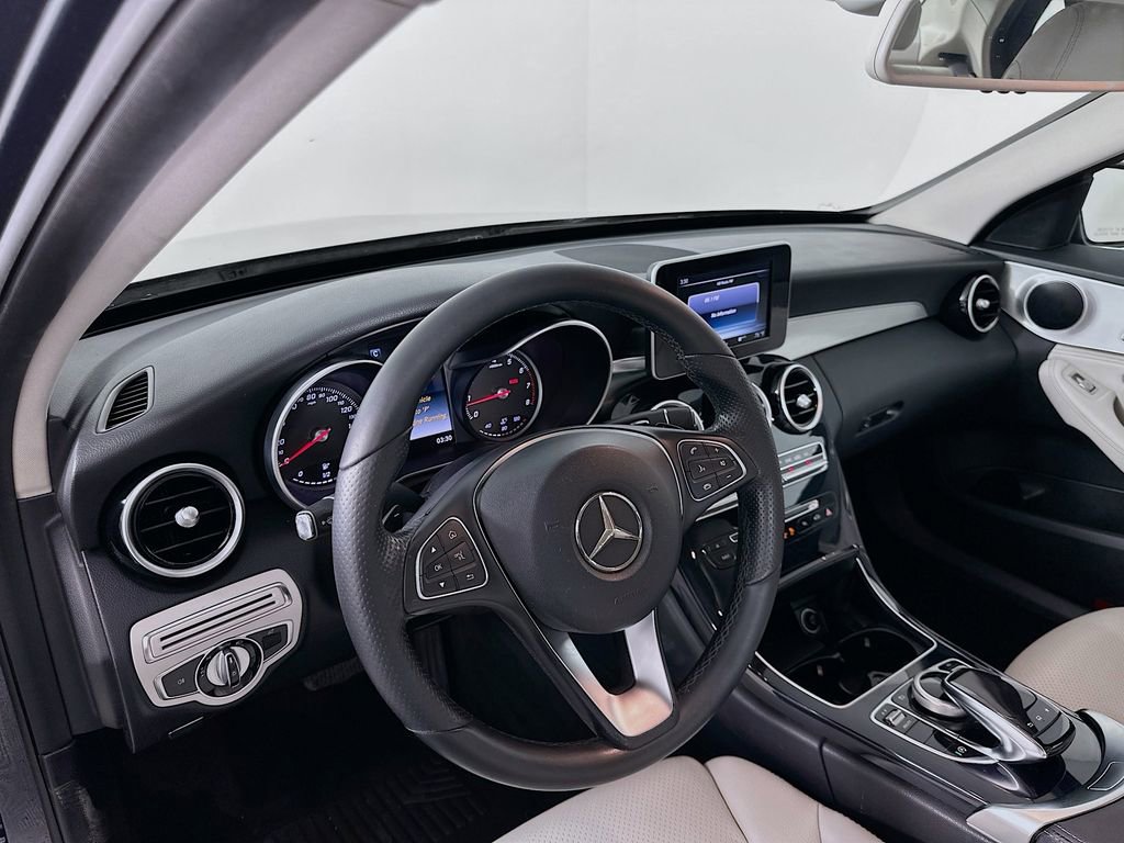 Used 2015 Mercedes-Benz C 300 Sedan image 9