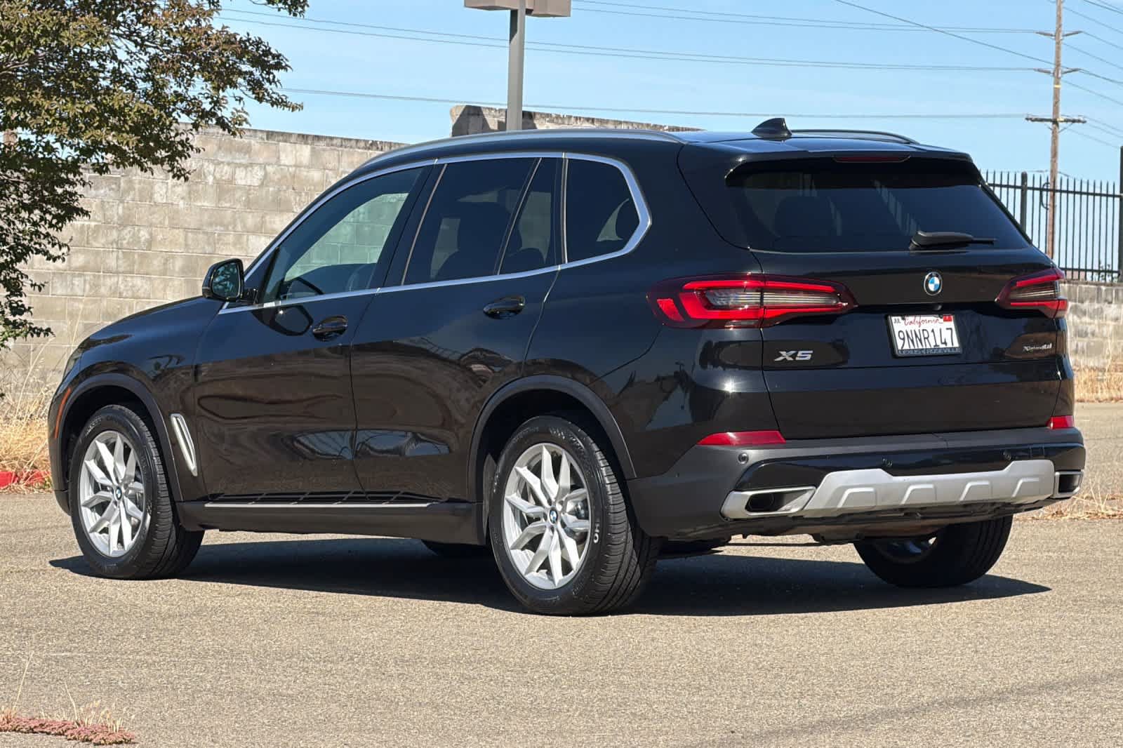Used 2023 BMW X5 xDrive40i AWD/4WD image 7