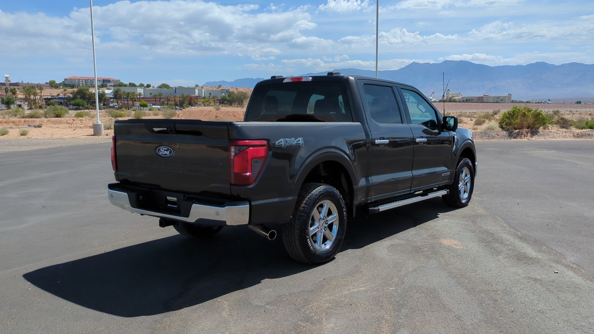 Used 2024 Ford F150 XLT w/ Mobile Office Package image 3
