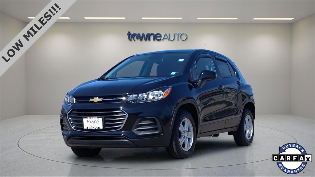 Used 2022 Chevrolet Trax LS w/ Tint and Cruise Package