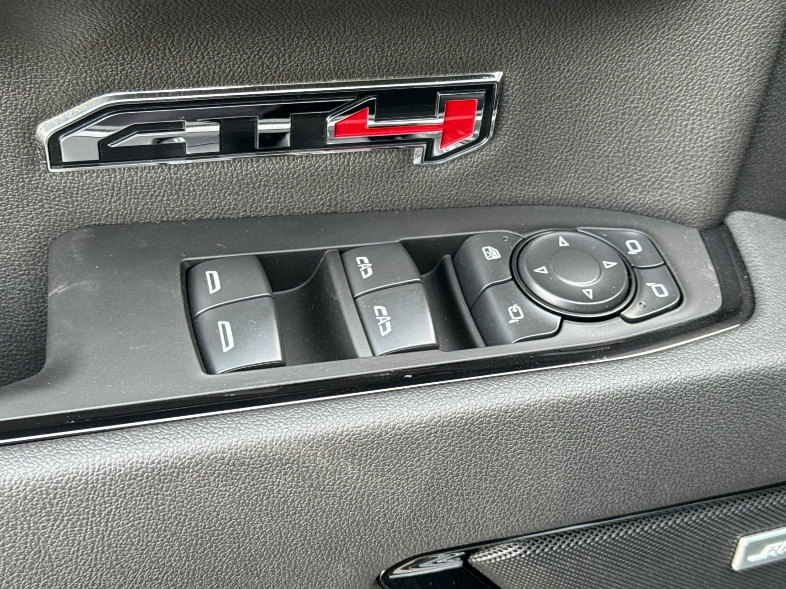 New 2026 GMC Sierra 1500 AT4 w/ AT4 Premium Package image 11