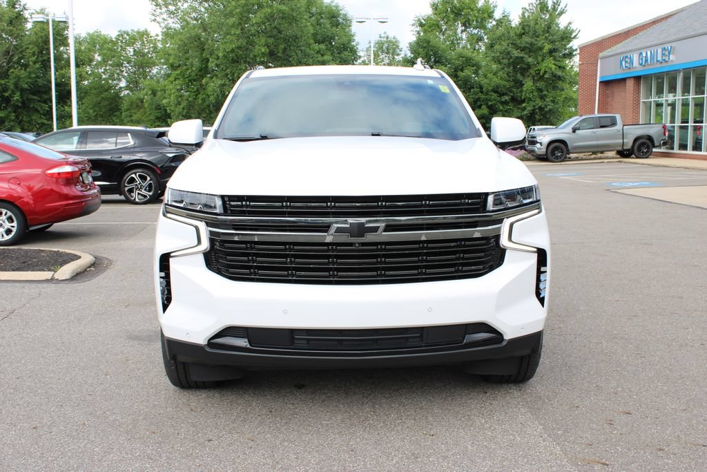Used 2022 Chevrolet Suburban RST w/ Luxury Package AWD/4WD image 7