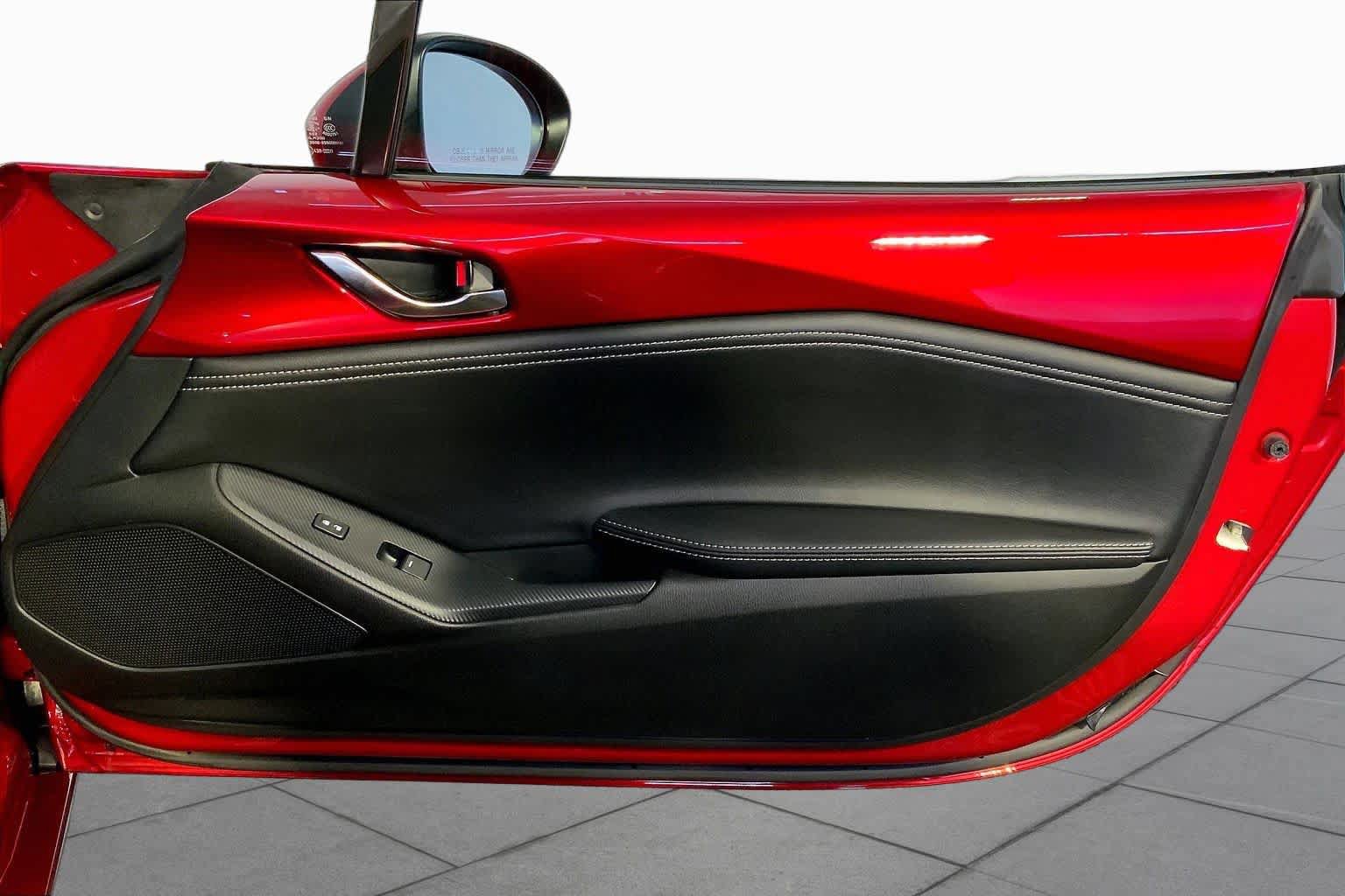 Used 2023 MAZDA MX-5 Miata Grand Touring RWD image 21