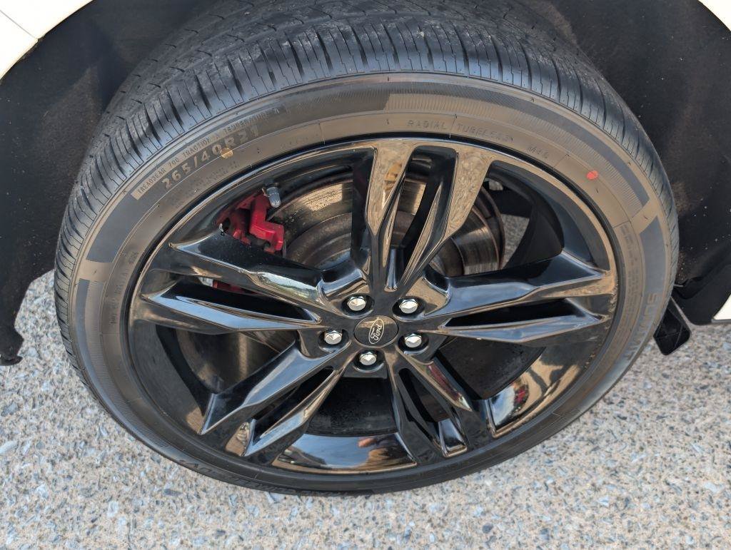 Used 2020 Ford Edge ST w/ Equipment Group 401A AWD/4WD image 12