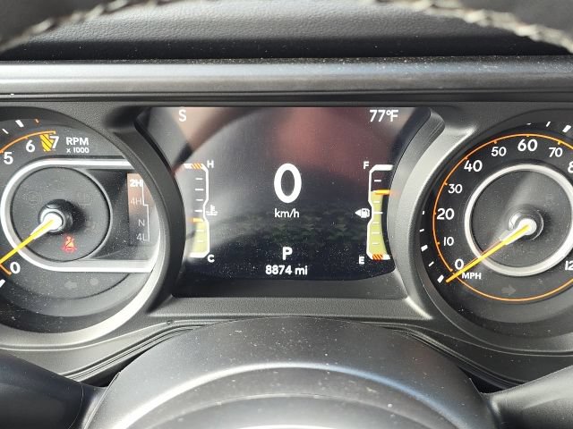 Used 2025 Jeep Gladiator Rubicon w/ Safety Group AWD/4WD image 25
