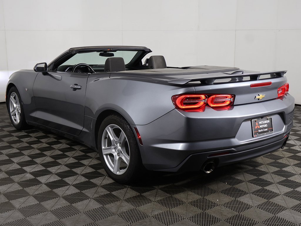 Used 2020 Chevrolet Camaro LT image 9