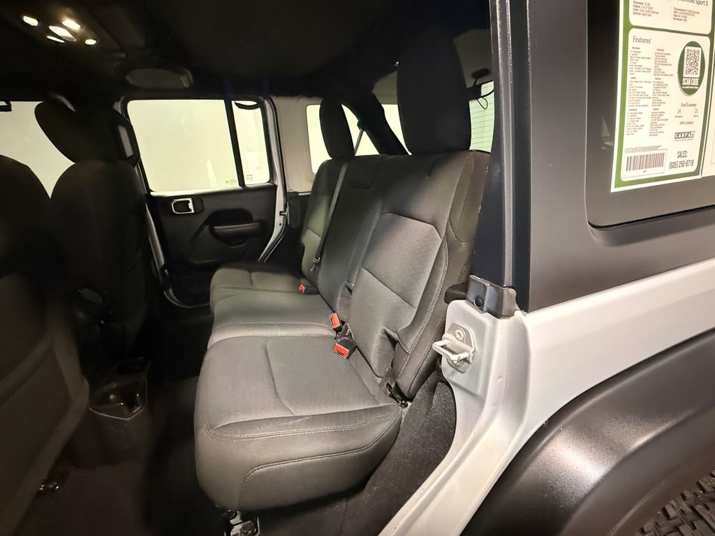 Used 2022 Jeep Wrangler Unlimited Sport image 8